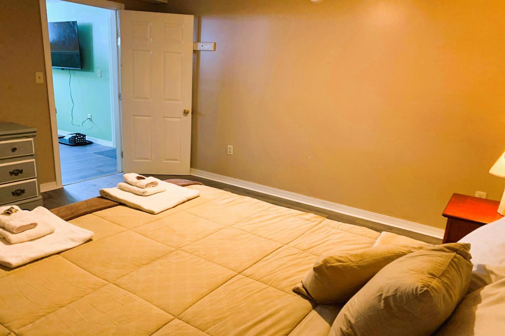 Love Hotels St John River By Oyo At Fort Kent Me Saint John Plantation Bagian luar foto