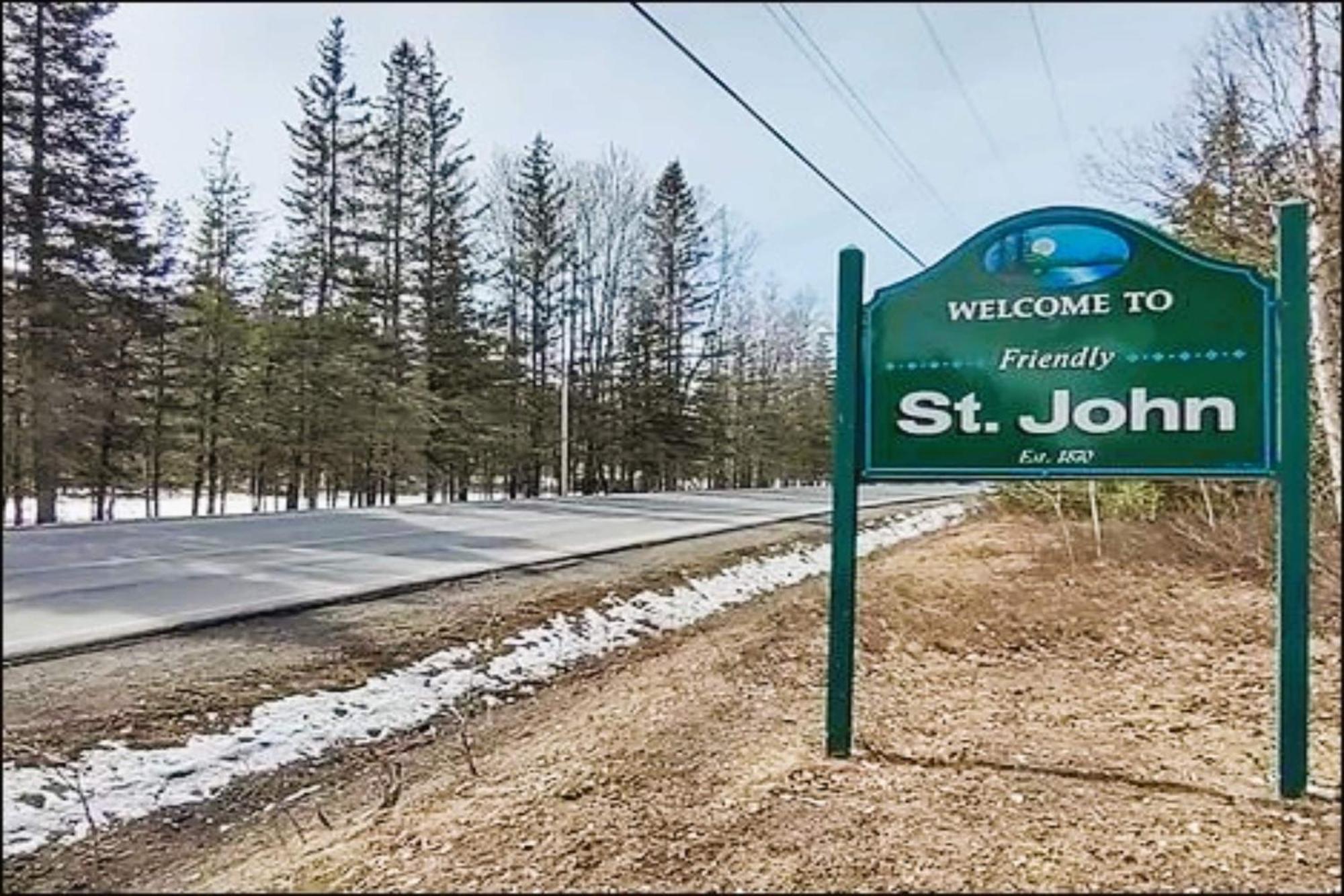 Love Hotels St John River By Oyo At Fort Kent Me Saint John Plantation Bagian luar foto