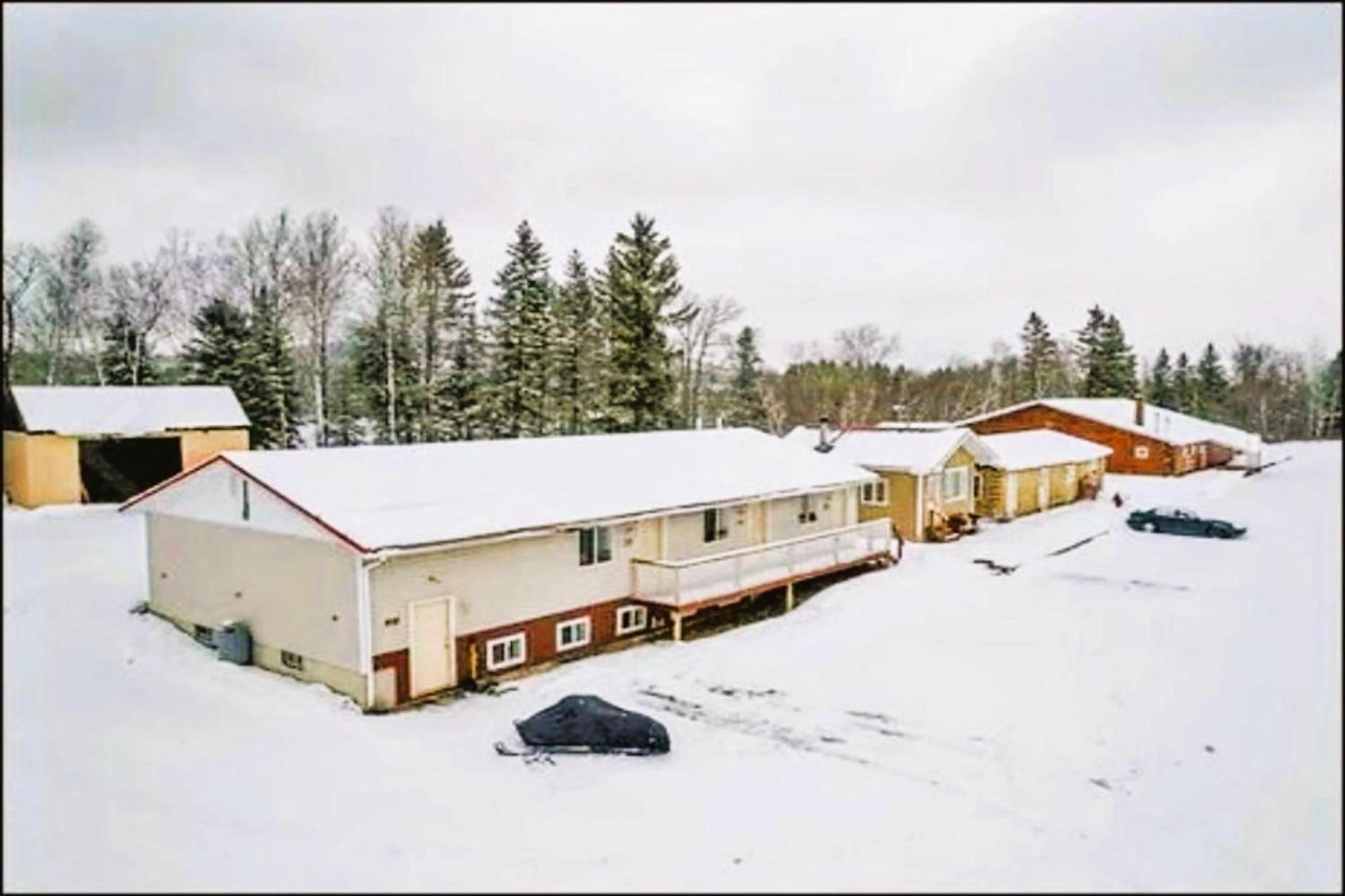 Love Hotels St John River By Oyo At Fort Kent Me Saint John Plantation Bagian luar foto
