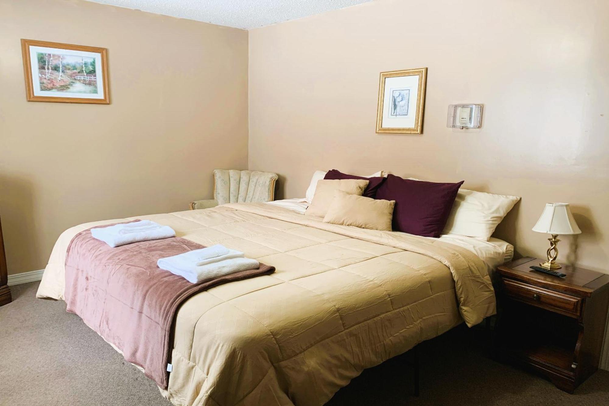 Love Hotels St John River By Oyo At Fort Kent Me Saint John Plantation Bagian luar foto