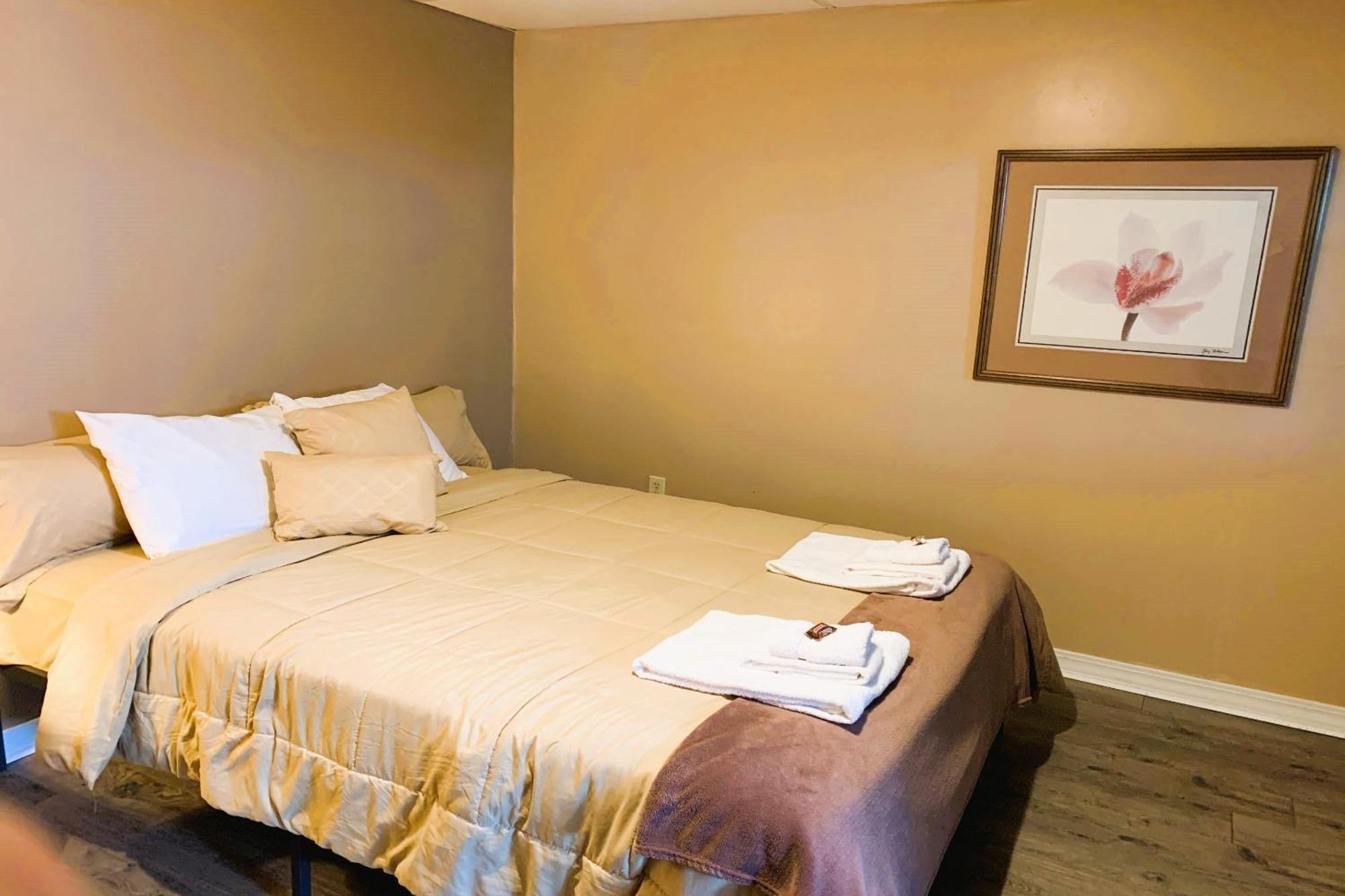 Love Hotels St John River By Oyo At Fort Kent Me Saint John Plantation Bagian luar foto