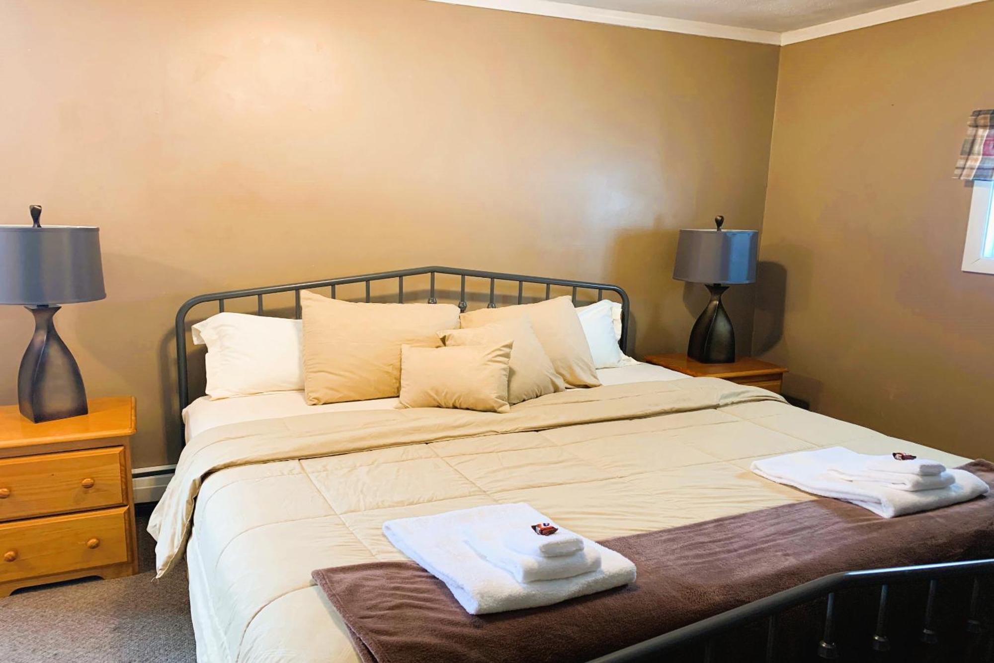 Love Hotels St John River By Oyo At Fort Kent Me Saint John Plantation Bagian luar foto