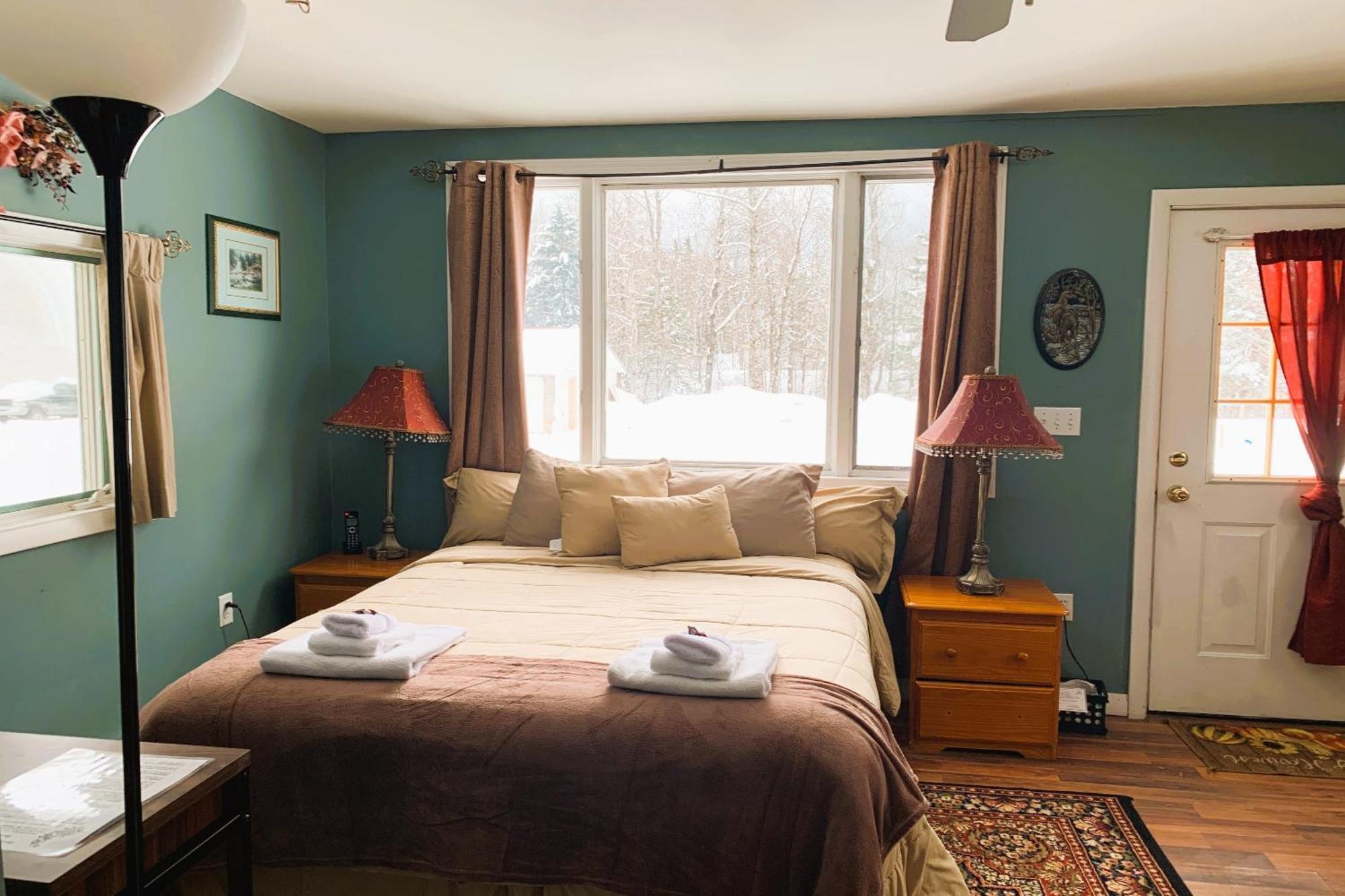 Love Hotels St John River By Oyo At Fort Kent Me Saint John Plantation Bagian luar foto