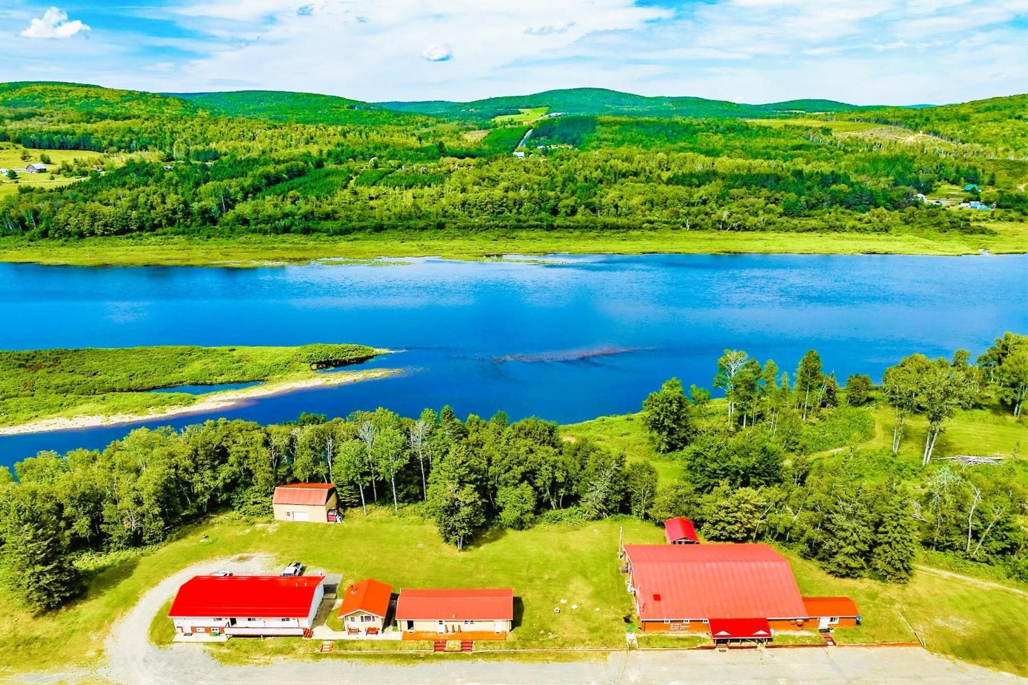 Love Hotels St John River By Oyo At Fort Kent Me Saint John Plantation Bagian luar foto
